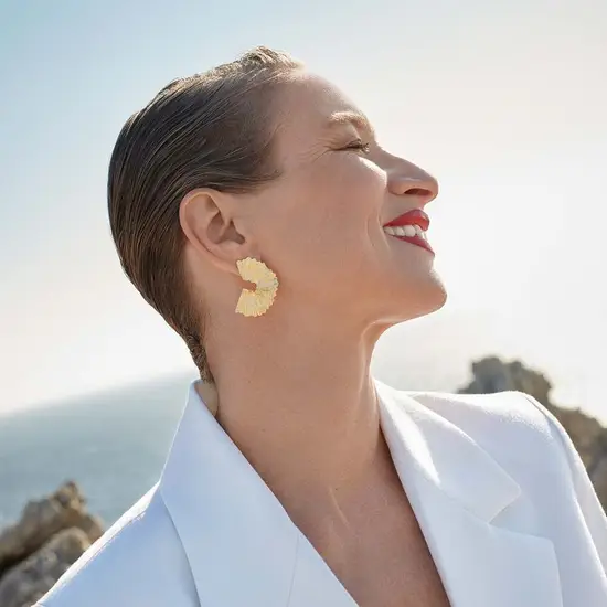 ANTI-AGE GLOBAL Эмульсия для сияния кожи SPF 30
